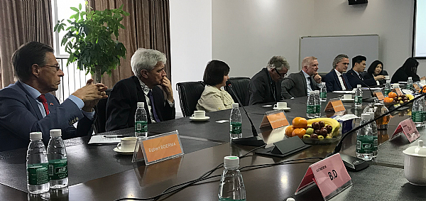 Delegacja holenderskiego rządu Utrechtu z wizytą w KSTAR w celu zacieśnienia stosunków gospodarczych